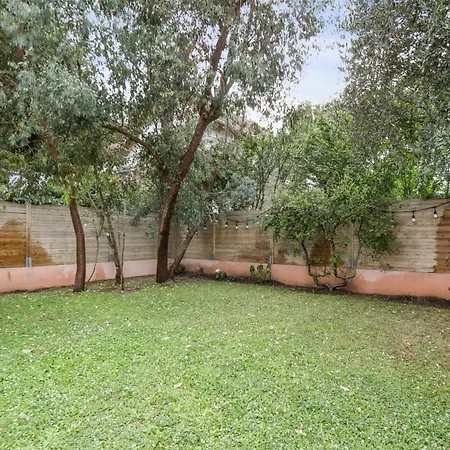 Holiday home Maison Jacoulet - Welkeys Saint-Cloud